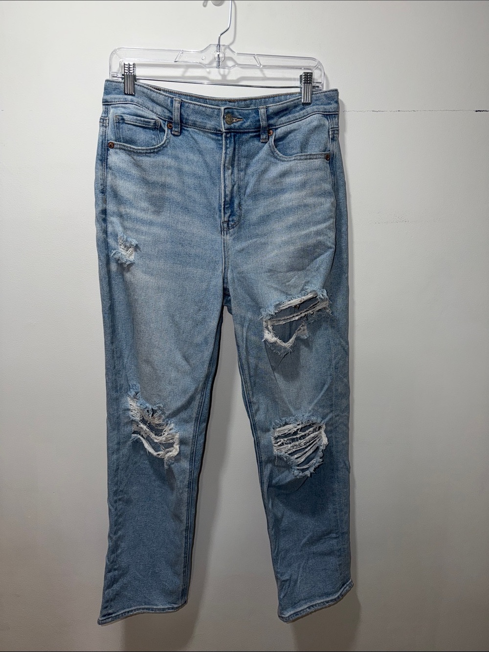 American Eagle Stretch Mom Straight Jean Distressed Light Wash High Rise Size 10